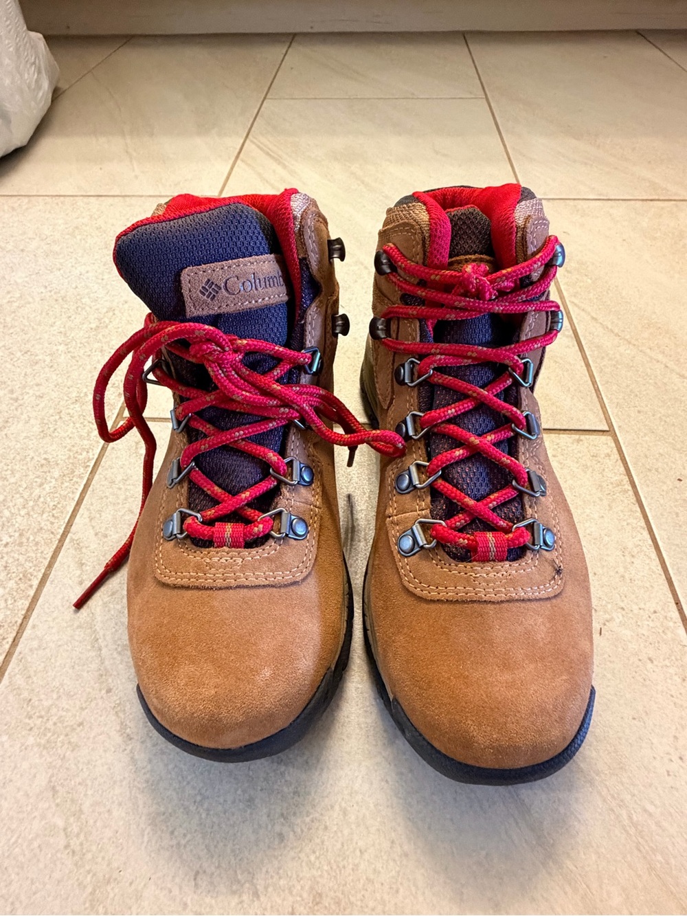 Columbia Brown Suede Lace-Up Boots with Red Accents Women
